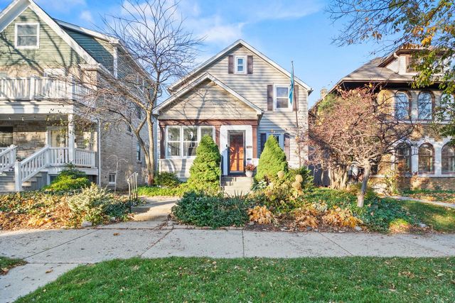 4483 N Cramer STREET, Shorewood, WI 53211