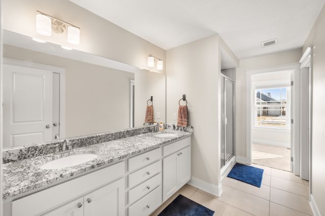 532 Shiloh Rose Parkway NW, Bondurant, IA 50035