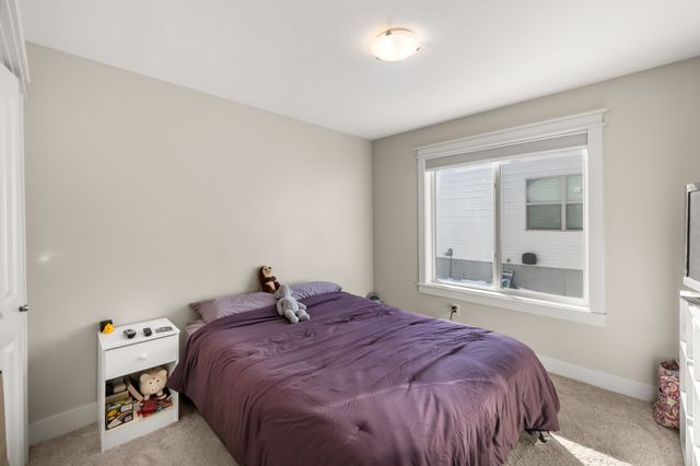 532 Shiloh Rose Parkway NW, Bondurant, IA 50035