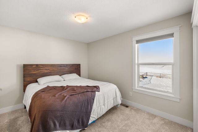 532 Shiloh Rose Parkway NW, Bondurant, IA 50035