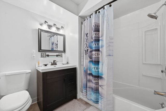 16712 Elm Street, South Holland, IL 60473