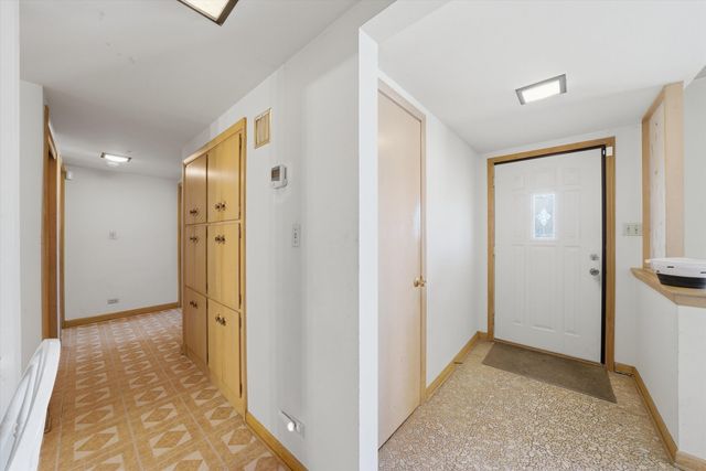 16712 Elm Street, South Holland, IL 60473