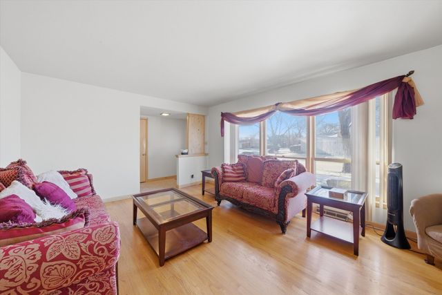 16712 Elm Street, South Holland, IL 60473