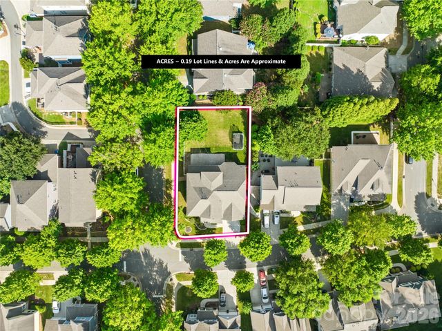 8703 Lake Pines Drive, Cornelius, NC 28031