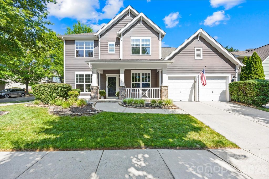 8703 Lake Pines Drive, Cornelius, NC 28031