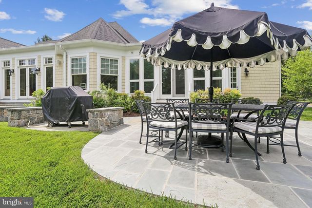 11736 GAINSBOROUGH RD, Potomac, MD 20854