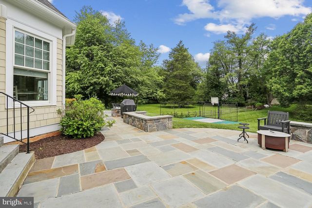11736 GAINSBOROUGH RD, Potomac, MD 20854