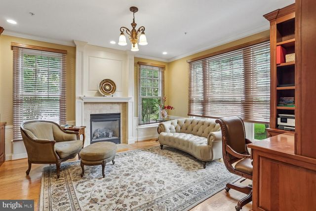 11736 GAINSBOROUGH RD, Potomac, MD 20854
