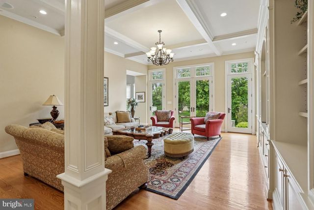 11736 GAINSBOROUGH RD, Potomac, MD 20854
