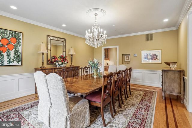 11736 GAINSBOROUGH RD, Potomac, MD 20854