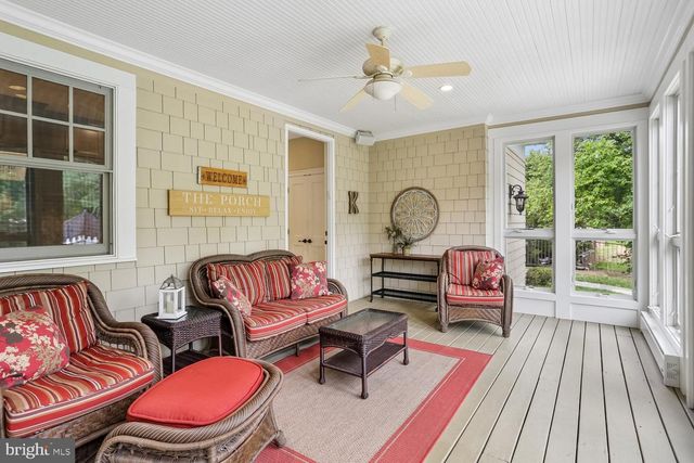 11736 GAINSBOROUGH RD, Potomac, MD 20854