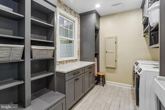 11736 GAINSBOROUGH RD, Potomac, MD 20854