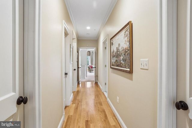 11736 GAINSBOROUGH RD, Potomac, MD 20854