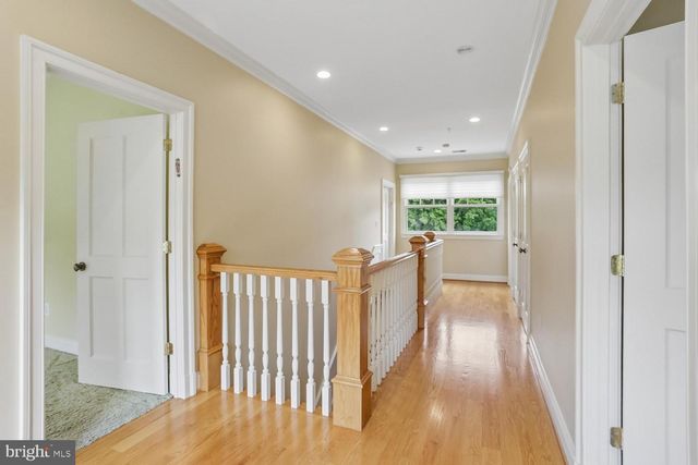 11736 GAINSBOROUGH RD, Potomac, MD 20854