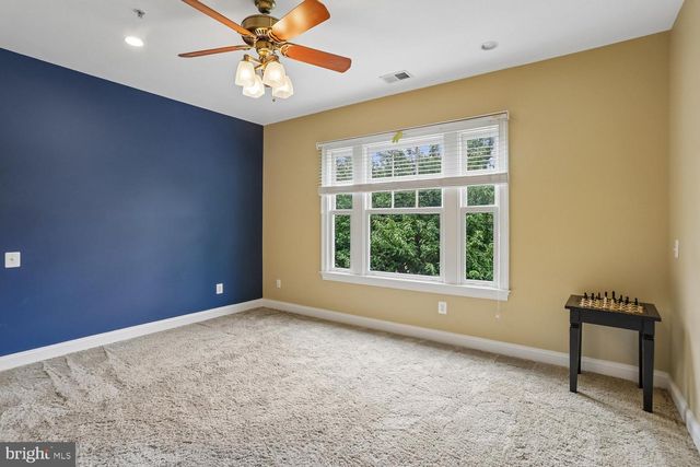 11736 GAINSBOROUGH RD, Potomac, MD 20854