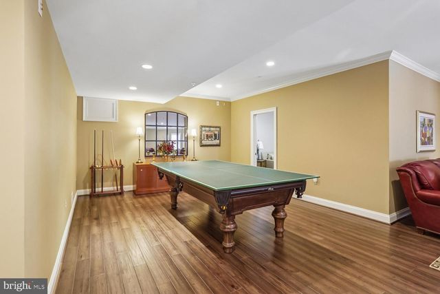 11736 GAINSBOROUGH RD, Potomac, MD 20854