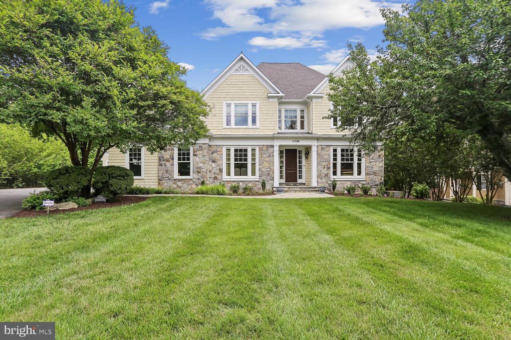11736 GAINSBOROUGH RD, Potomac, MD 20854