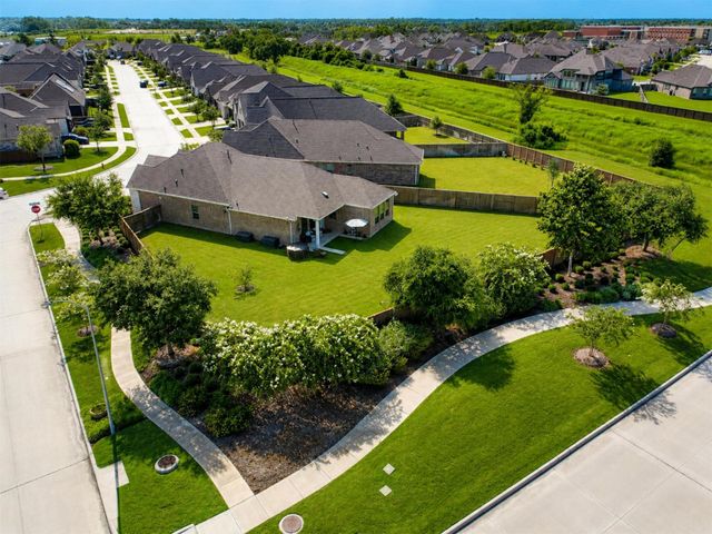4926 Morrison Drive, Manvel, TX 77578
