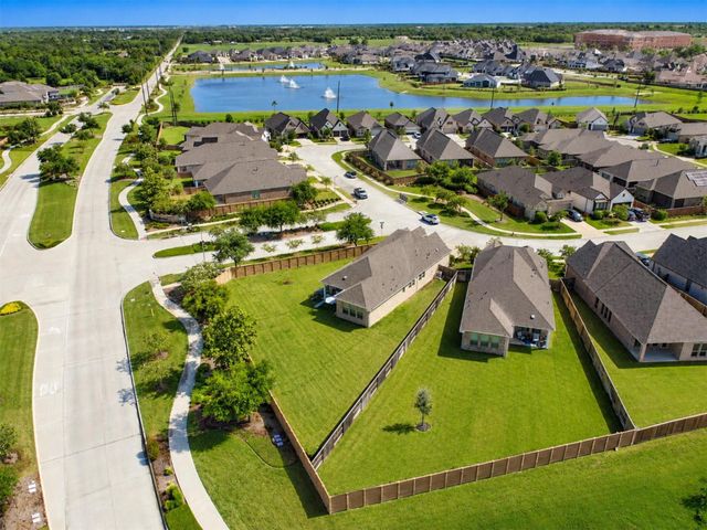 4926 Morrison Drive, Manvel, TX 77578