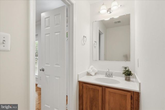 6124 OLD BRENTFORD CT, Alexandria, VA 22310