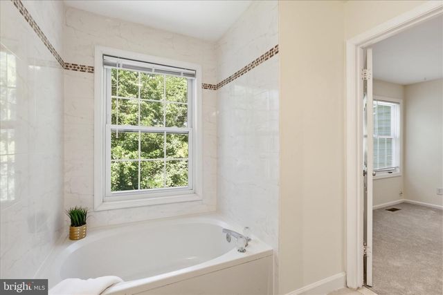 6124 OLD BRENTFORD CT, Alexandria, VA 22310