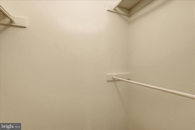 6124 OLD BRENTFORD CT, Alexandria, VA 22310