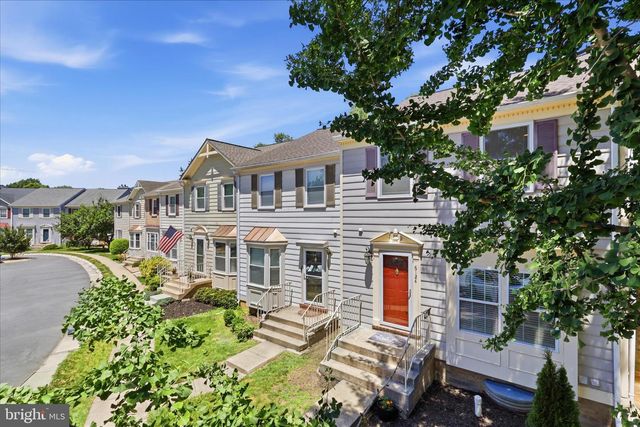 6124 OLD BRENTFORD CT, Alexandria, VA 22310