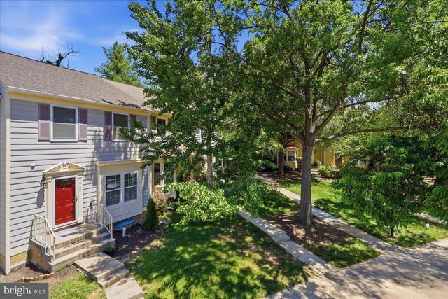 6124 OLD BRENTFORD CT, Alexandria, VA 22310