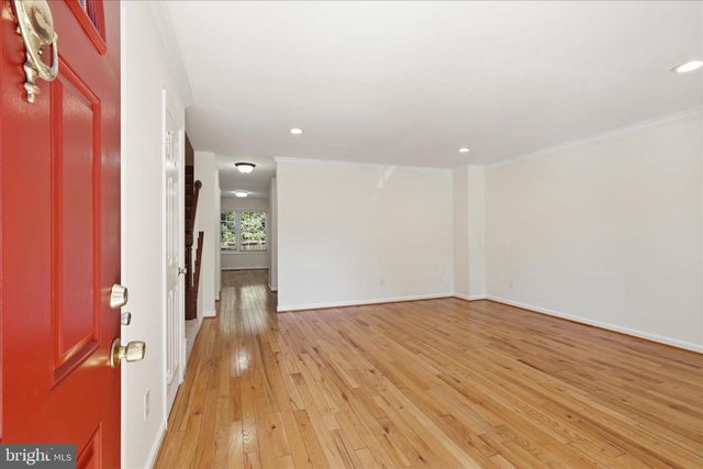 6124 OLD BRENTFORD CT, Alexandria, VA 22310
