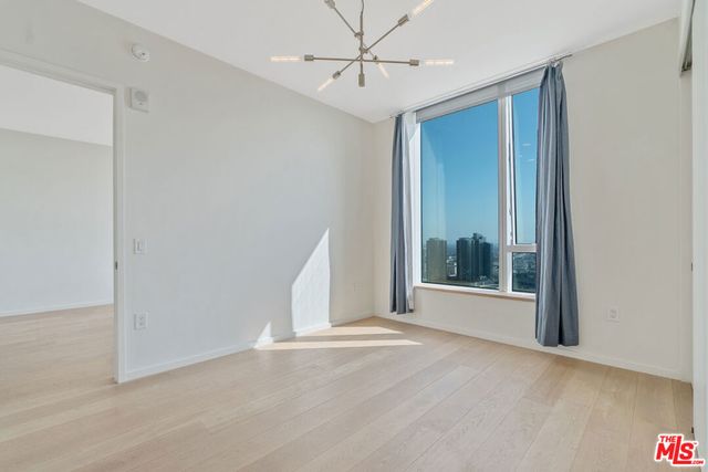 889 Francisco Street 3801, Los Angeles, CA 90017