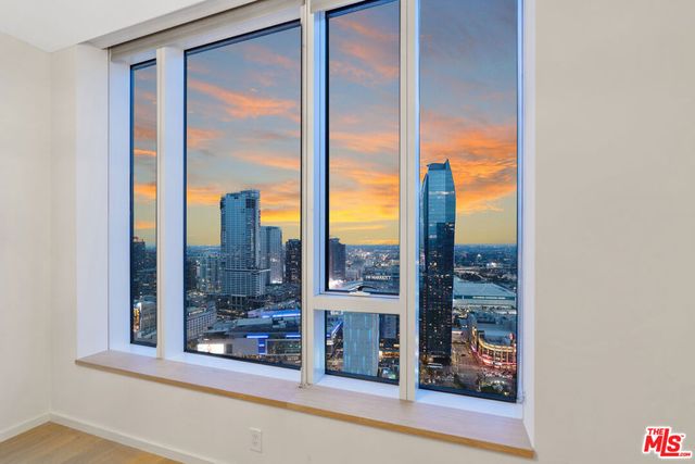 889 Francisco Street 3801, Los Angeles, CA 90017