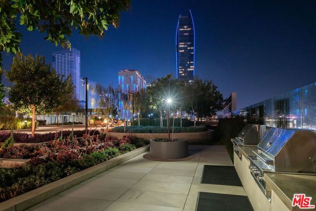 889 Francisco Street 3801, Los Angeles, CA 90017