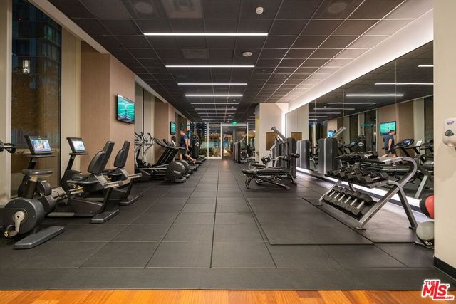 889 Francisco Street 3801, Los Angeles, CA 90017