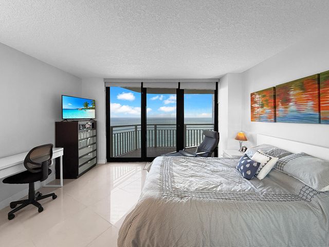 3000 N Ocean Drive 32-D, Singer Island, FL 33404