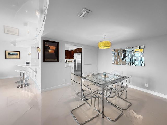 3000 N Ocean Drive 32-D, Singer Island, FL 33404