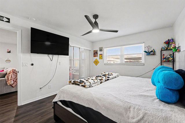 5197 SILENT LOOP 121, New Port Richey, FL 34652