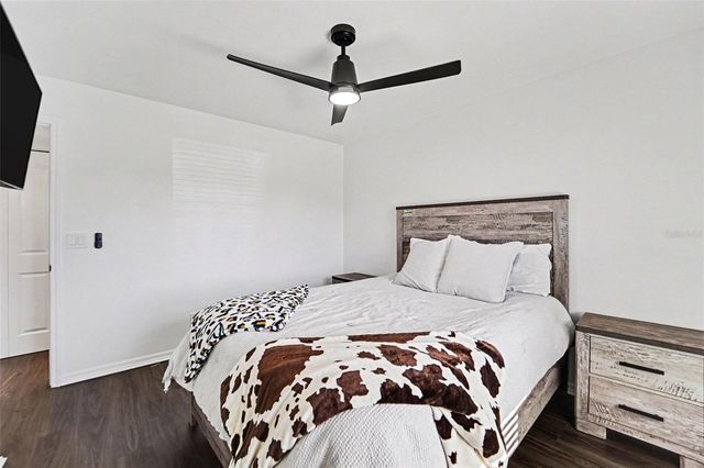 5197 SILENT LOOP 121, New Port Richey, FL 34652