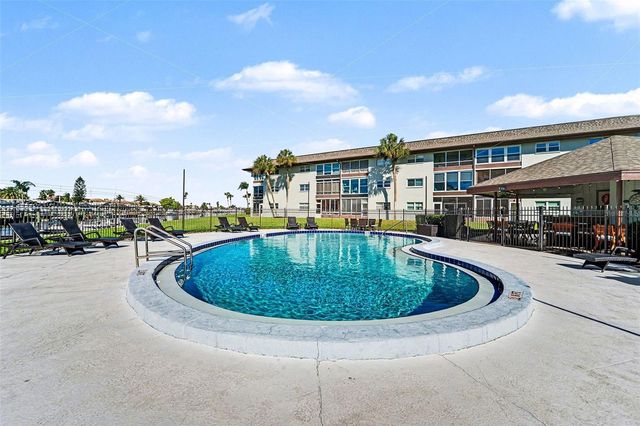 5197 SILENT LOOP 121, New Port Richey, FL 34652