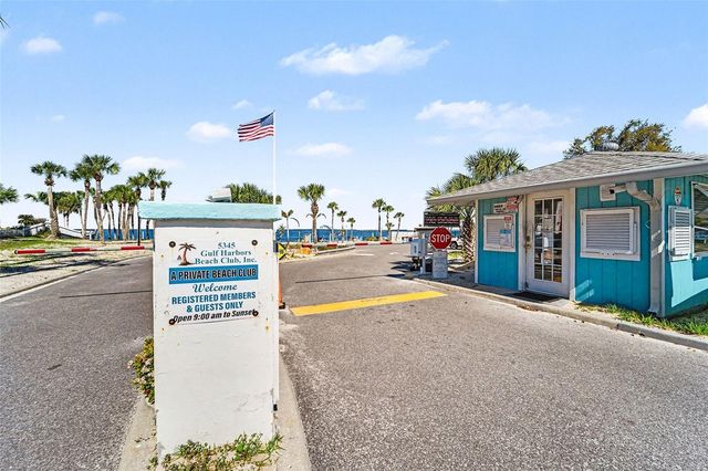 5197 SILENT LOOP 121, New Port Richey, FL 34652