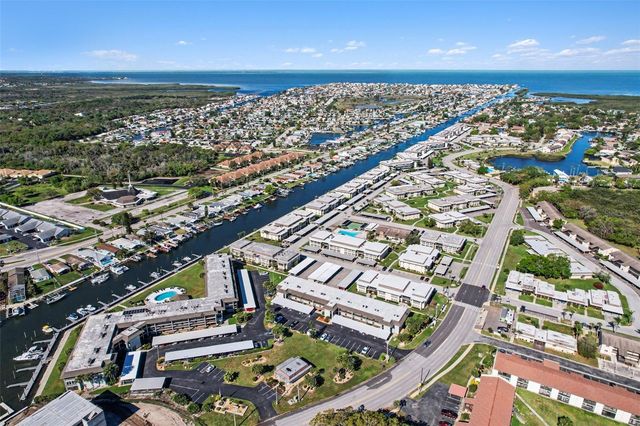 5197 SILENT LOOP 121, New Port Richey, FL 34652