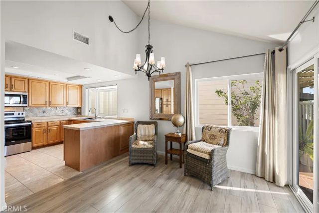 23247 VILLENA, Mission Viejo, CA 92692