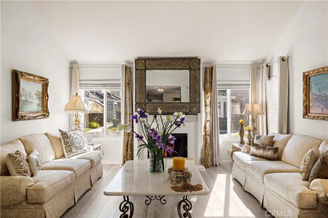 23247 VILLENA, Mission Viejo, CA 92692