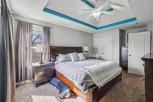 8528 N AVA Avenue, Kansas City, MO 64154