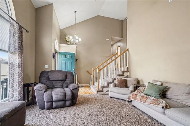 8528 N AVA Avenue, Kansas City, MO 64154