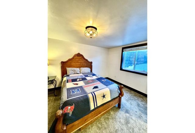 1342 BUCKYS, Green Bay, WI 54313