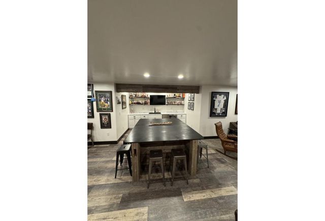 1342 BUCKYS, Green Bay, WI 54313