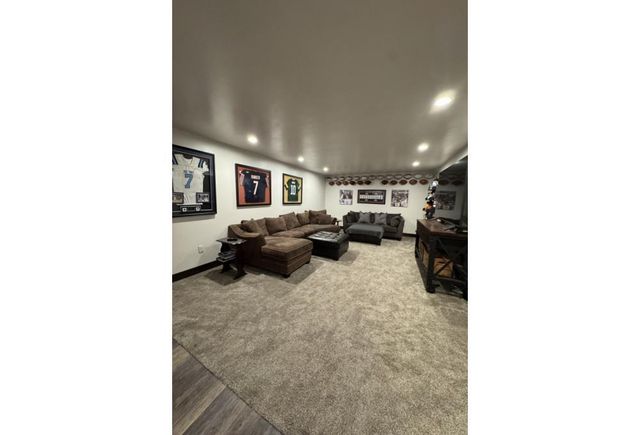 1342 BUCKYS, Green Bay, WI 54313