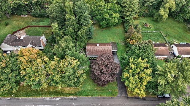 214 Saint Patrick Drive, Henrietta, NY 14623