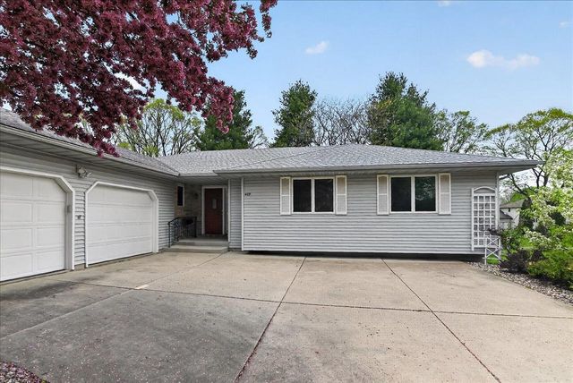 409 Netherwood Street, Oregon, WI 53575