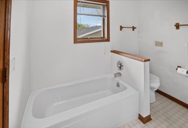409 Netherwood Street, Oregon, WI 53575